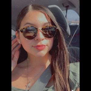 Meet your Posher, Beatris